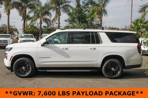 2025 Chevrolet Suburban LS