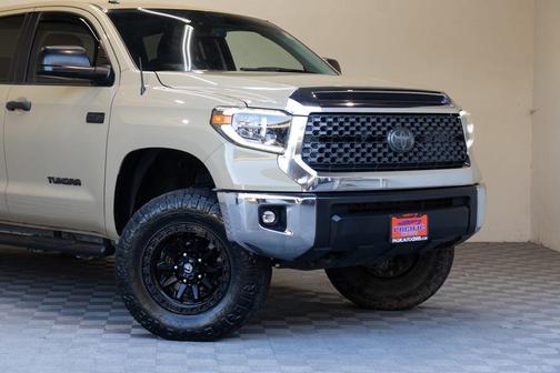Quicksand 2018 Toyota Tundra SR5