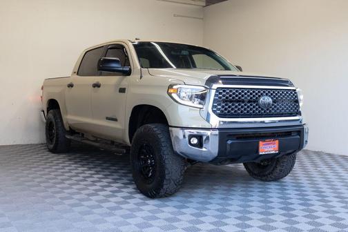 2018 Toyota Tundra SR5