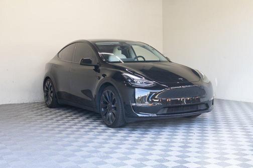 2023 Tesla Model Y Performance