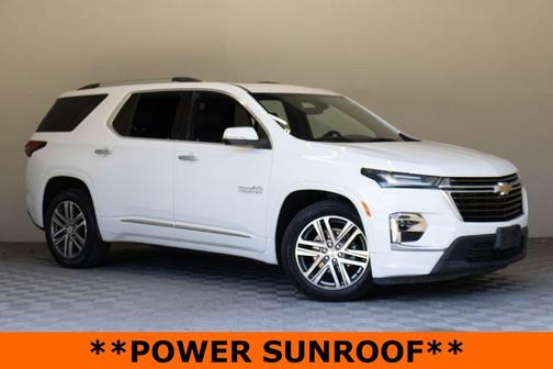 Summit White 2022 Chevrolet Traverse High Country