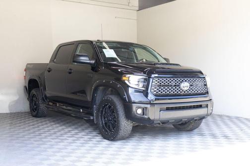 Midnight Black Metallic 2019 Toyota Tundra SR5
