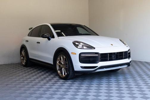 2022 Porsche Cayenne Turbo GT
