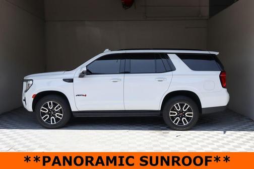 Summit White 2024 GMC Yukon AT4