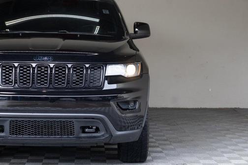 2019 Jeep Grand Cherokee Laredo