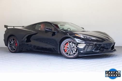 2025 Chevrolet Corvette Stingray w/2LT