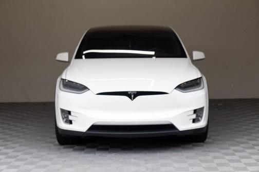 2020 Tesla Model X Long Range Plus