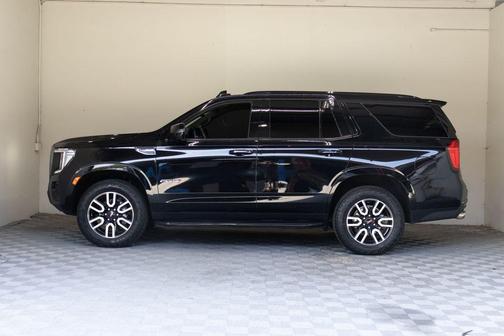 Onyx Black 2024 GMC Yukon AT4