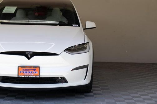 2022 Tesla Model X Plaid