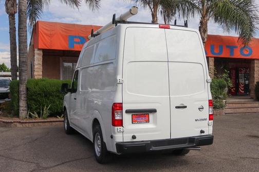 2021 Nissan NV Cargo NV2500 HD S V6/S V8