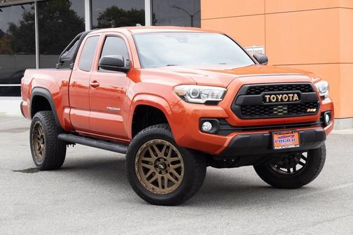 2018 Toyota Tacoma SR5