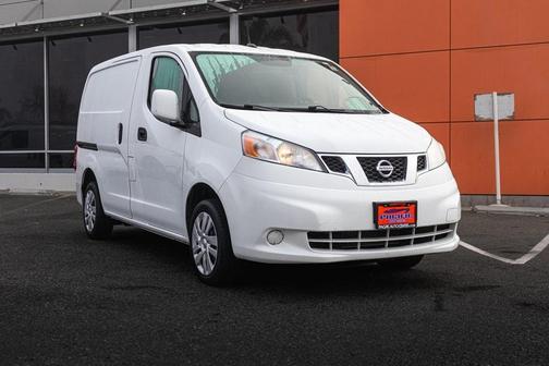 2020 Nissan NV200 SV