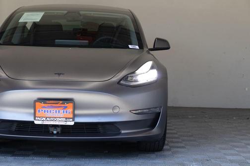 Gray 2020 Tesla Model 3 Standard Range Plus