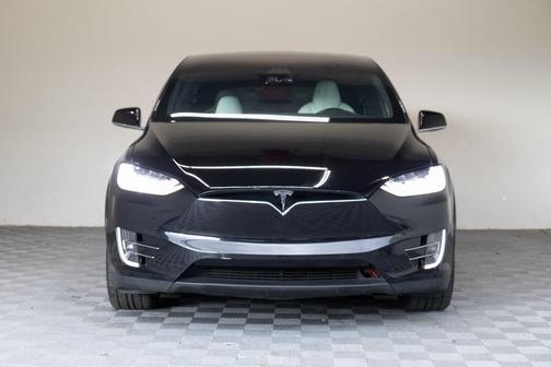 2017 Tesla Model X 90D