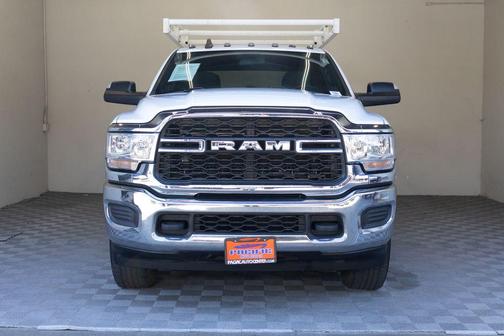 Bright White Clearcoat 2022 RAM 2500 Tradesman