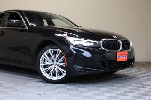 Black Sapphire Metallic 2024 BMW 330 i