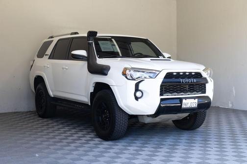 White 2015 Toyota 4Runner TRD Pro