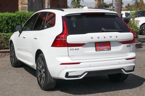 2024 Volvo XC60 B5 Core