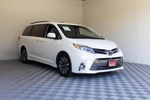 2018 Toyota Sienna Limited