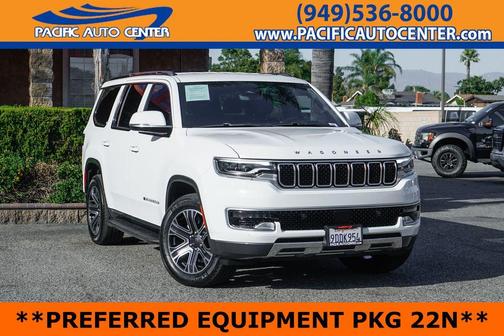 Bright White Clearcoat 2022 Jeep Wagoneer Series III
