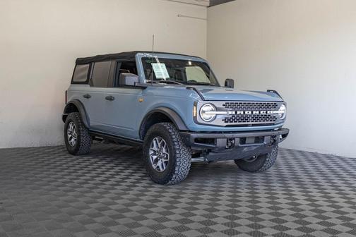2022 Ford Bronco Badlands