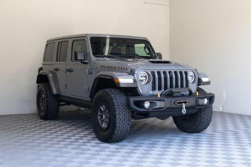 Sting Gray Clearcoat 2023 Jeep Wrangler Rubicon 392