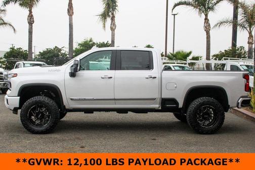 2024 Chevrolet Silverado 3500 High Country