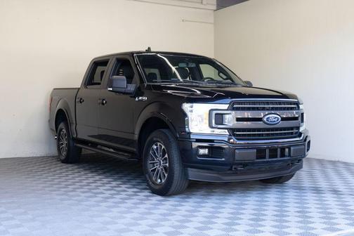 Black 2019 Ford F-150 XLT