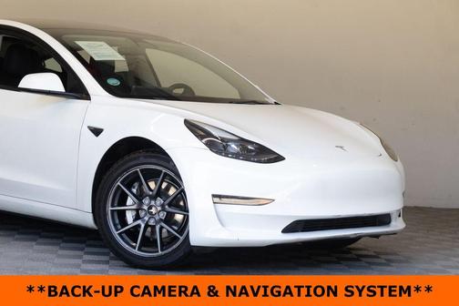 White 2023 Tesla Model 3 Base