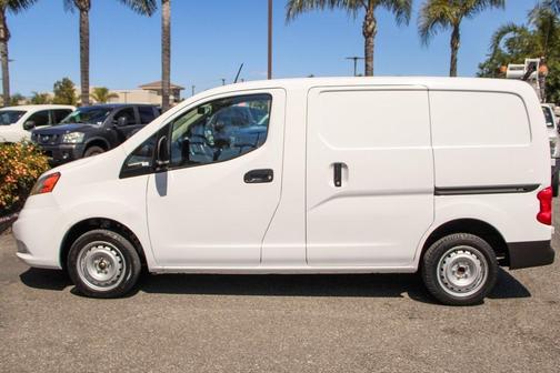 2020 Nissan NV200 S