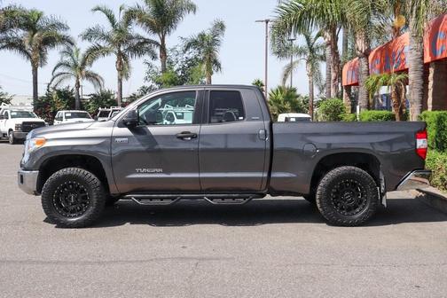 2016 Toyota Tundra SR5
