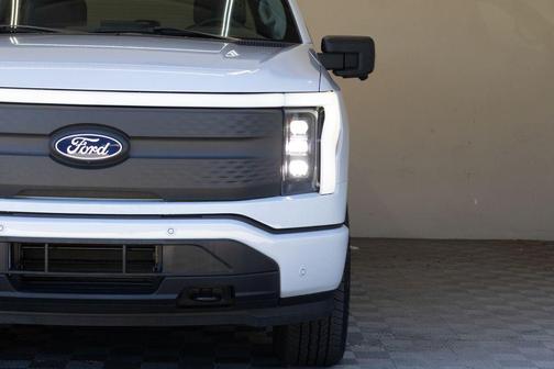 White Metallic 2025 Ford F-150 Lightning Flash