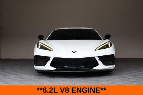 Arctic White 2021 Chevrolet Corvette Stingray w/2LT