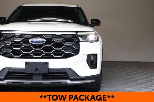 White Metallic 2025 Ford Explorer Platinum
