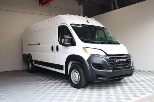 Bright White Clearcoat 2023 RAM ProMaster 3500 High Roof