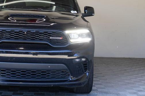 DB Black Crystal Clearcoat 2022 Dodge Durango R/T