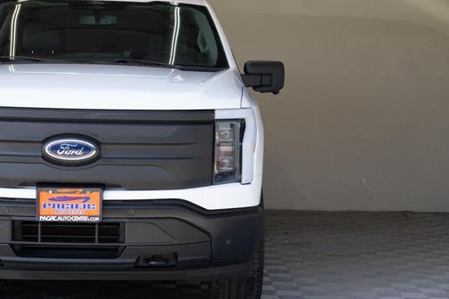2022 Ford F-150 Lightning Pro