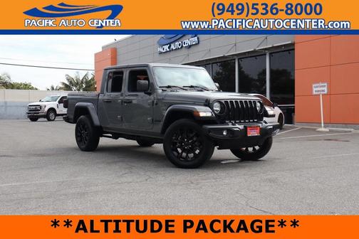 2022 Jeep Gladiator Sport