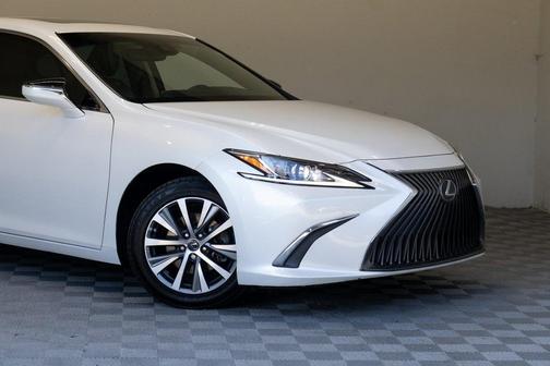 2021 Lexus ES 350 Base