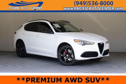 Alfa White 2023 Alfa Romeo Stelvio Veloce