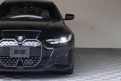 Black Sapphire Metallic 2024 BMW i4 Gran Coupe eDrive40