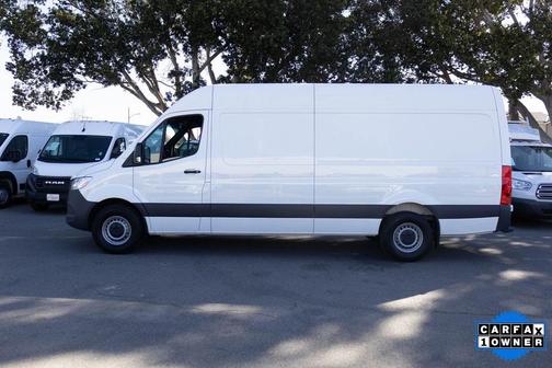2023 Mercedes-Benz Sprinter 2500 170 WB