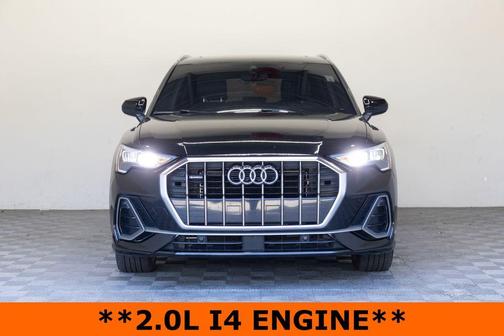 Mythos Black Metallic 2021 Audi Q3 45 S line Premium