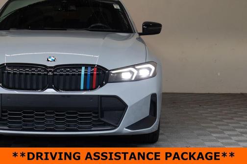 2023 BMW 330 i xDrive