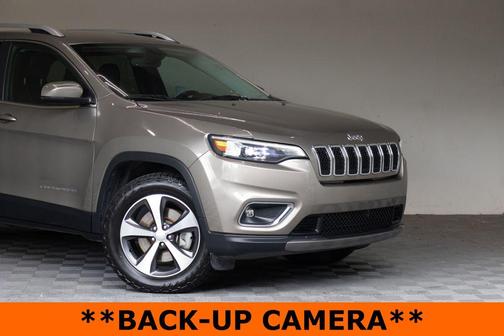 Light Brownstone Pearlcoat 2020 Jeep Cherokee Limited