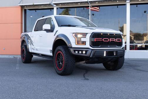 Oxford White 2018 Ford F-150 Raptor