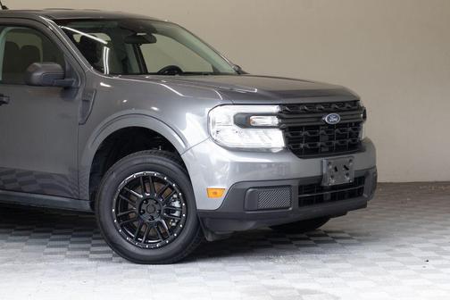 Carbonized Gray Metallic 2023 Ford Maverick XL