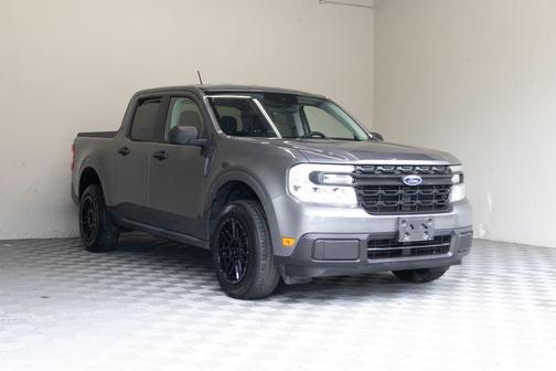 Carbonized Gray Metallic 2023 Ford Maverick XL