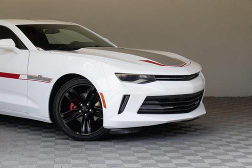 2017 Chevrolet Camaro 2LT