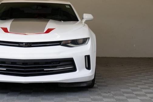 2017 Chevrolet Camaro 2LT